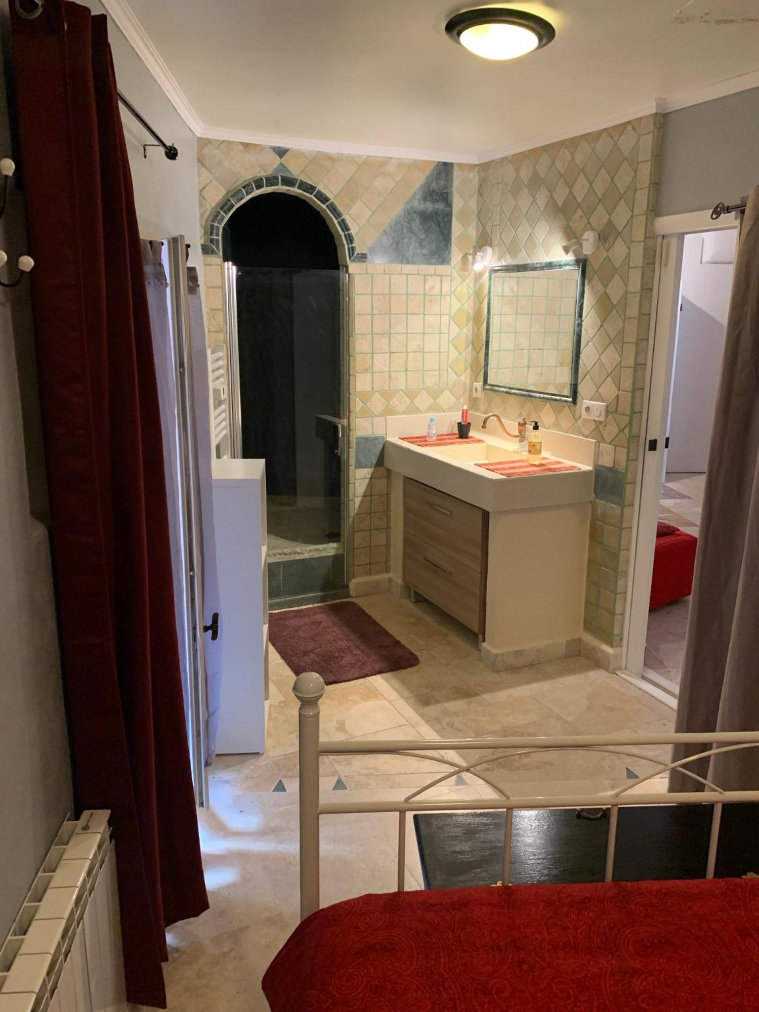 Tres Bel Appartement Cosy Et Chaleureux A Νιμ Εξωτερικό φωτογραφία