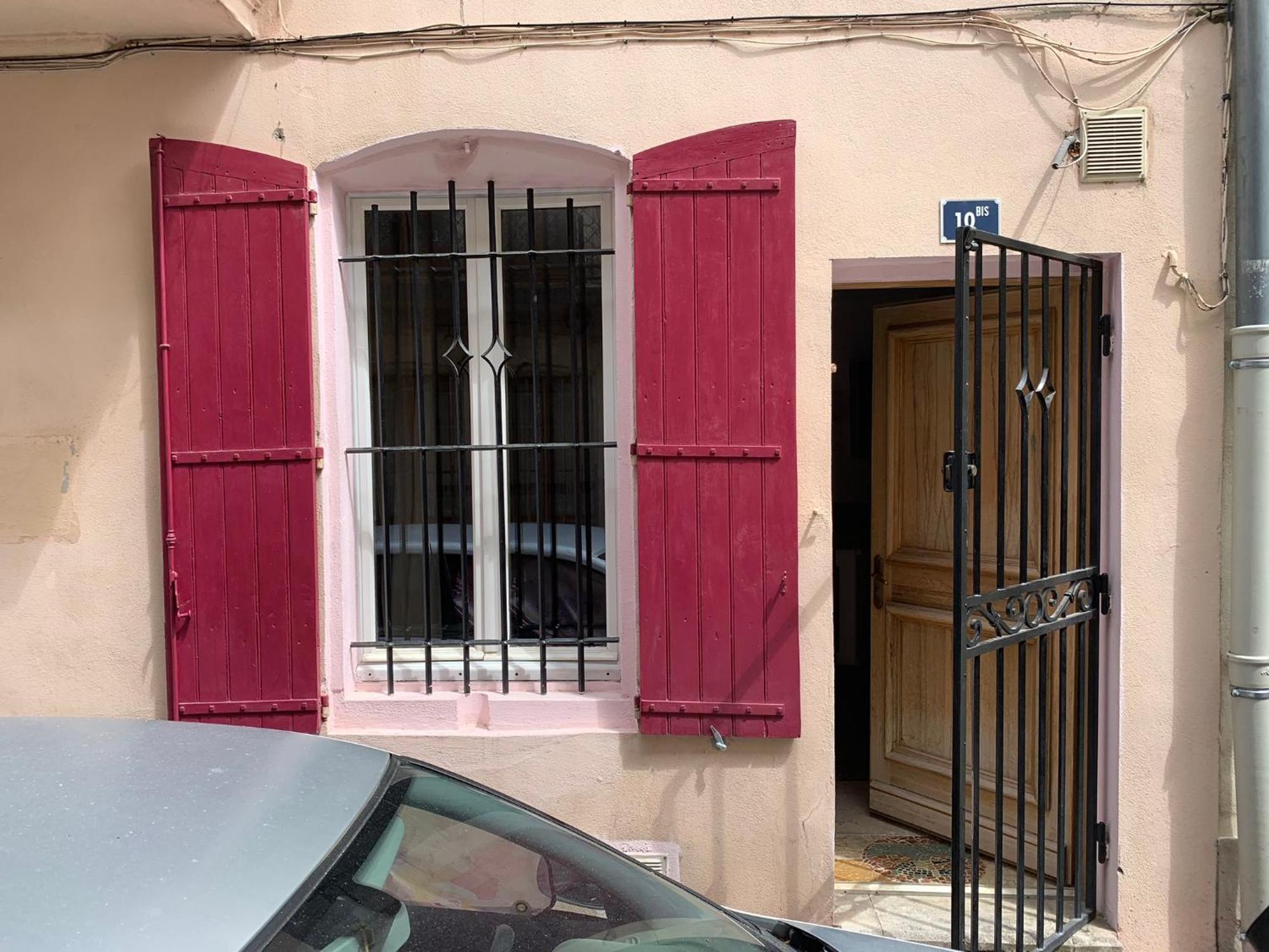 Tres Bel Appartement Cosy Et Chaleureux A Νιμ Εξωτερικό φωτογραφία
